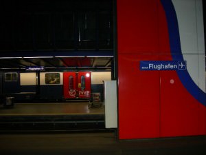 チューリッヒ空港駅